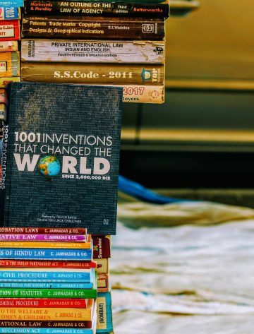 Célébration de la Journée mondiale du livre et du droit d'auteur L'importance de la littérature à l'ère numérique