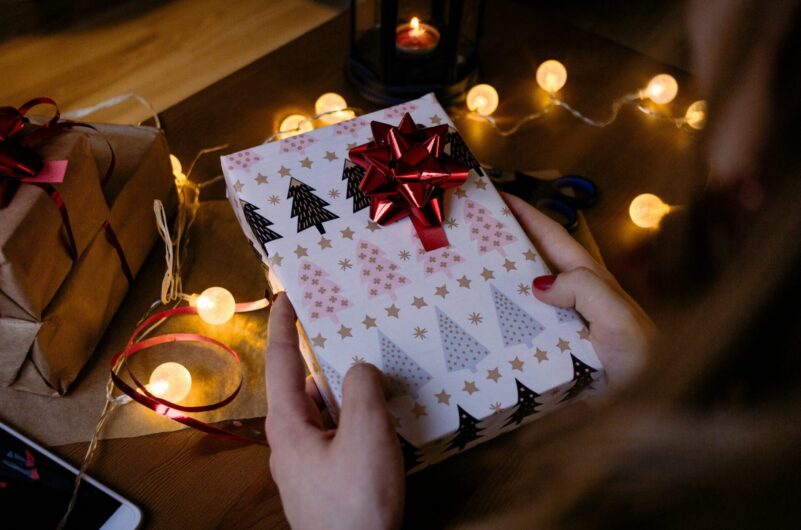 Les célébrations de Noël à travers le monde Diverses traditions et langues de la saison