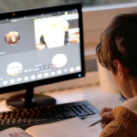 Sprachbarrieren bei E-Learning-Plattformen überwinden: So wird Online-Bildung zugänglicher
