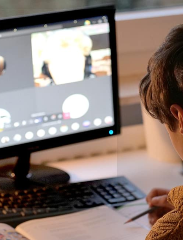 Cómo romper las barreras lingüísticas en las plataformas de aprendizaje electrónico: cómo hacer que la educación en línea sea más accesible